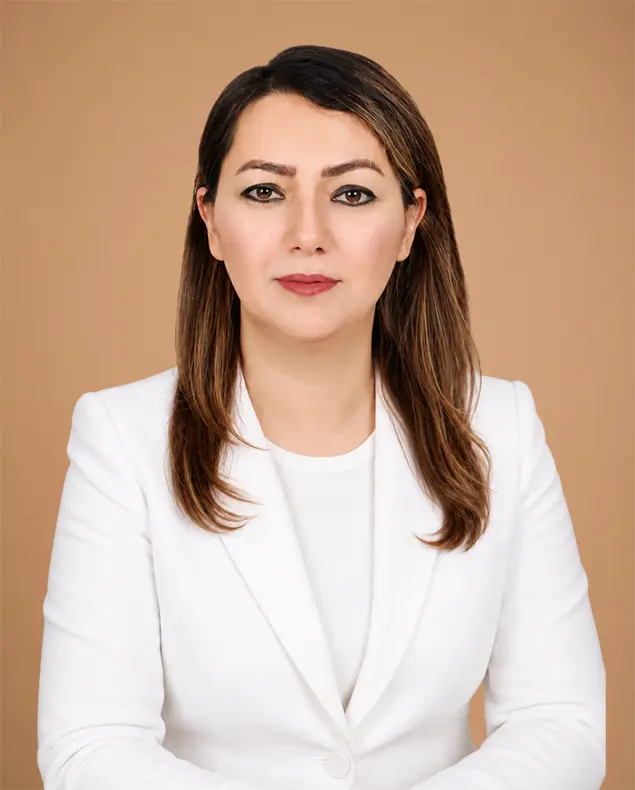 dr-poupeha rezaeian-gynecologist-medwin-medical-uae-white